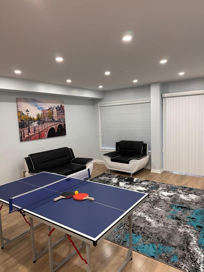 Cmoney Beautiful Home 2 Brampton Buitenkant foto